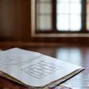 法務専門家が規約を監修する様子